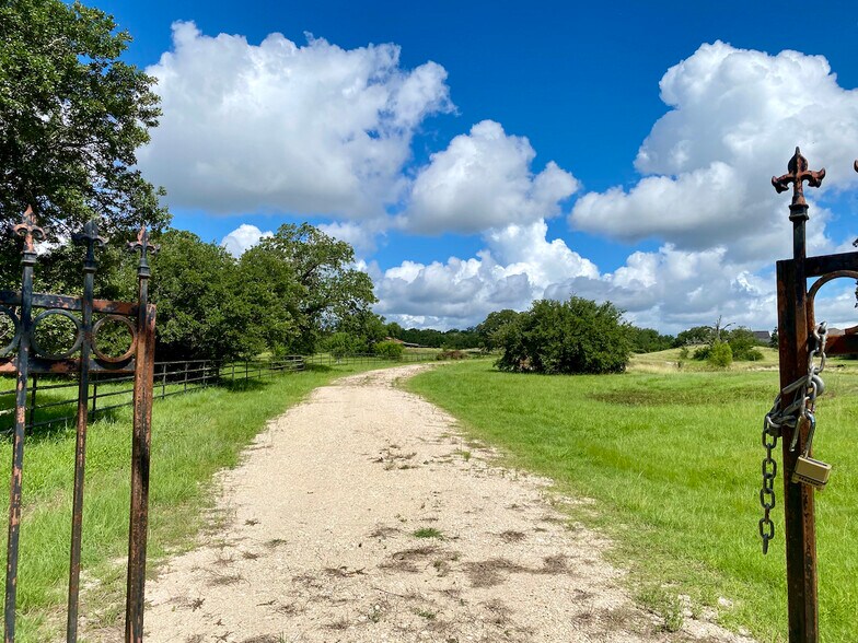 More Photos Of 6620 Victoria Ave, College Station Land For Sale