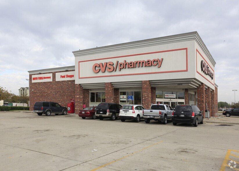 Primary Photo Of 10902 Bissonnet St, Houston Drugstore For Lease