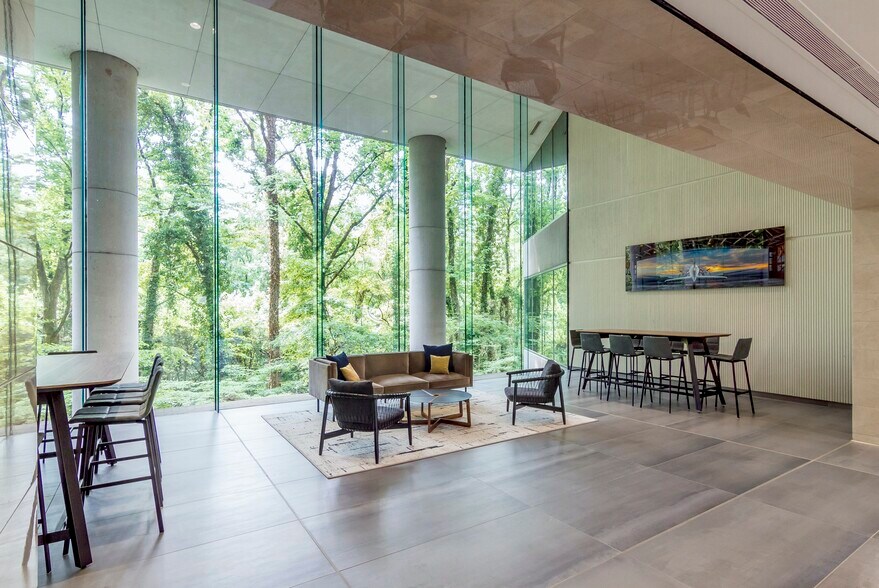 More Photos Of 555 Marriott Dr, Nashville Office For Lease