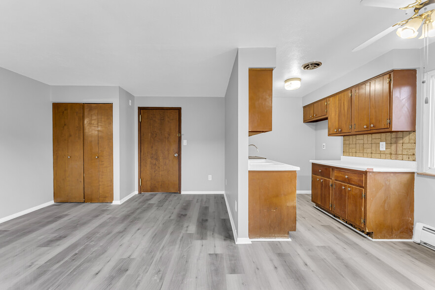 More Photos Of 18809 Bella Dr, Cleveland Apartments For Sale