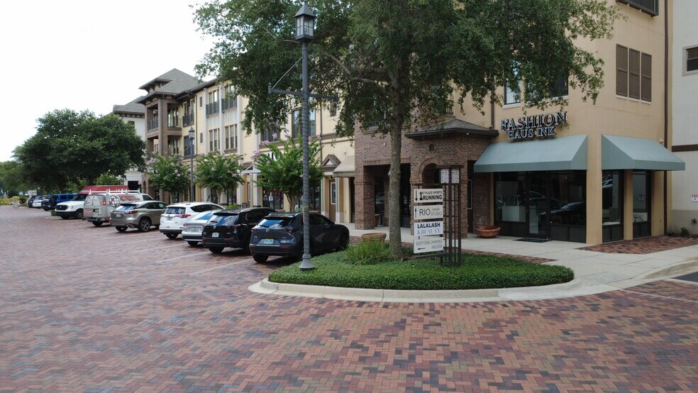 More Photos Of 9823 Tapestry Park Cir, Jacksonville Apartments For Sale