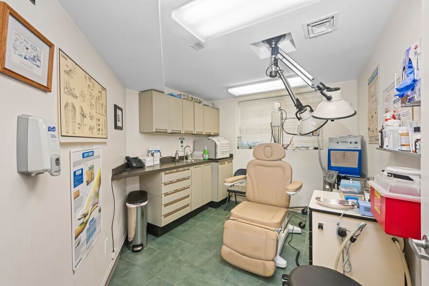 More Photos Of 248 Avenue P, Brooklyn Office Residential For Sale