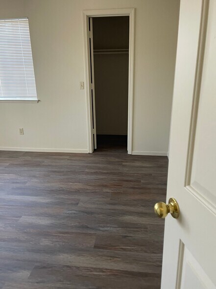 More Photos Of 4003 Village Dr, Carson City Multifamily For Sale