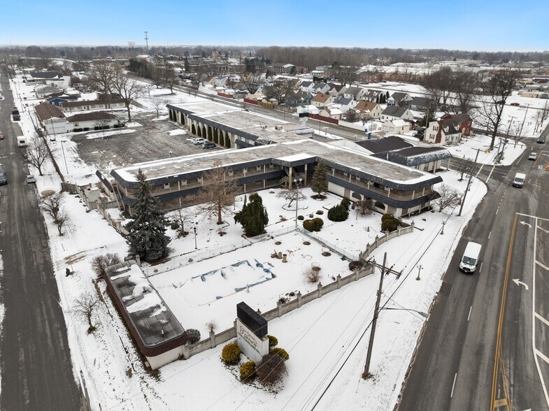 More Photos Of 1530 Cleveland Rd, Sandusky Hotel For Sale