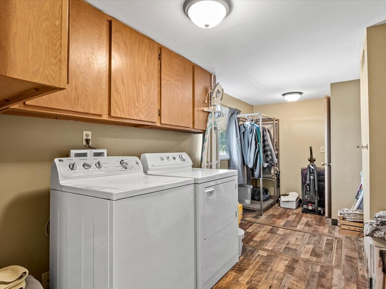 More Photos Of 3669 G Rd, Palisade Freestanding For Sale