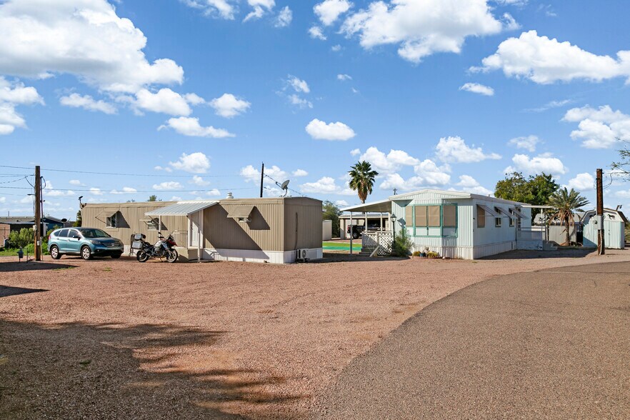 More Photos Of 349 N Royal Palm, Apache Junction Manufactured Housing Mobile Home Park For Sale