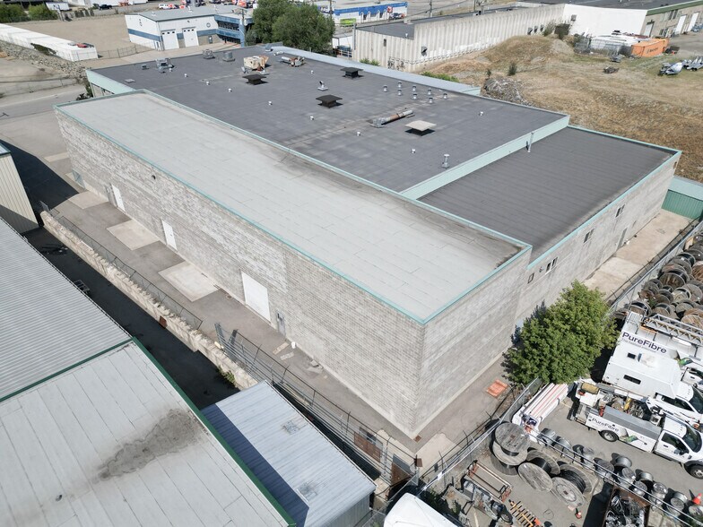 More Photos Of 1810 Kosmina Rd, Vernon Manufacturing For Sale