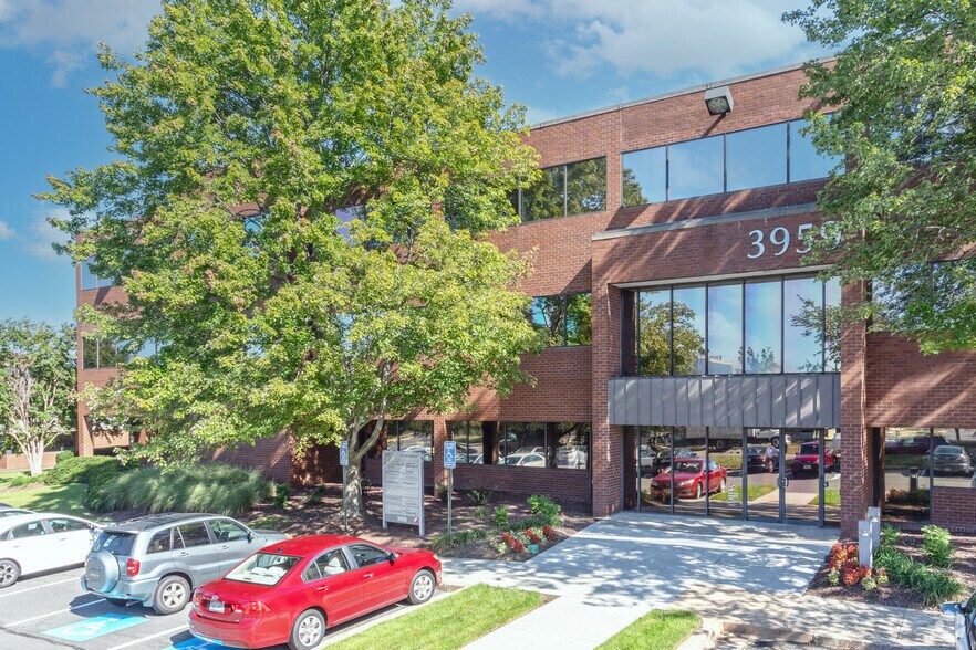 More Photos Of 11208 Waples Mill Rd, Fairfax Unknown For Lease