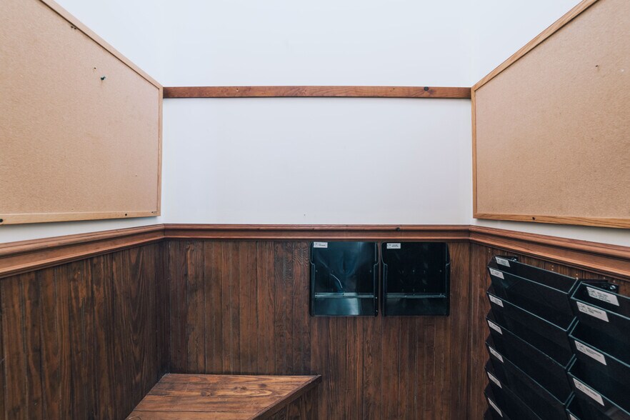 More Photos Of , Marion Unknown For Sale