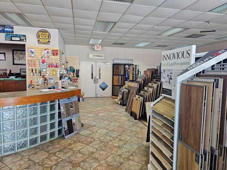 More Photos Of 629 Park NW ave, Norton Storefront For Sale