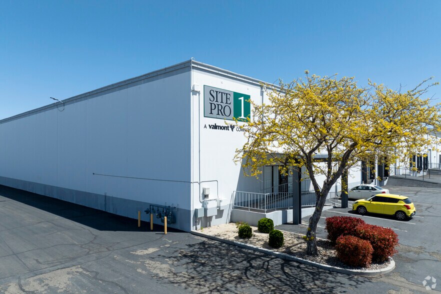 More Photos Of 960-990 E Greg St, Sparks Unknown For Lease