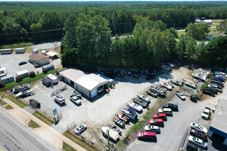 More Photos Of 6895 Highway 9, Inman Auto Repair For Sale