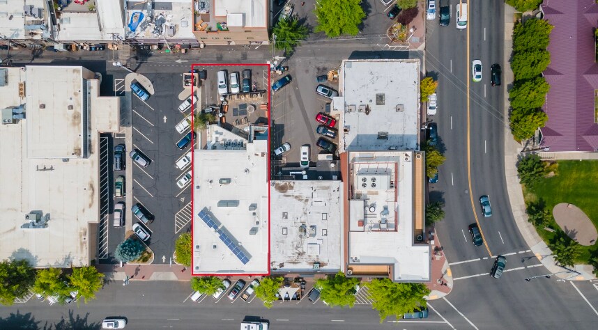 More Photos Of 1033 NW Bond St, Bend Restaurant For Sale