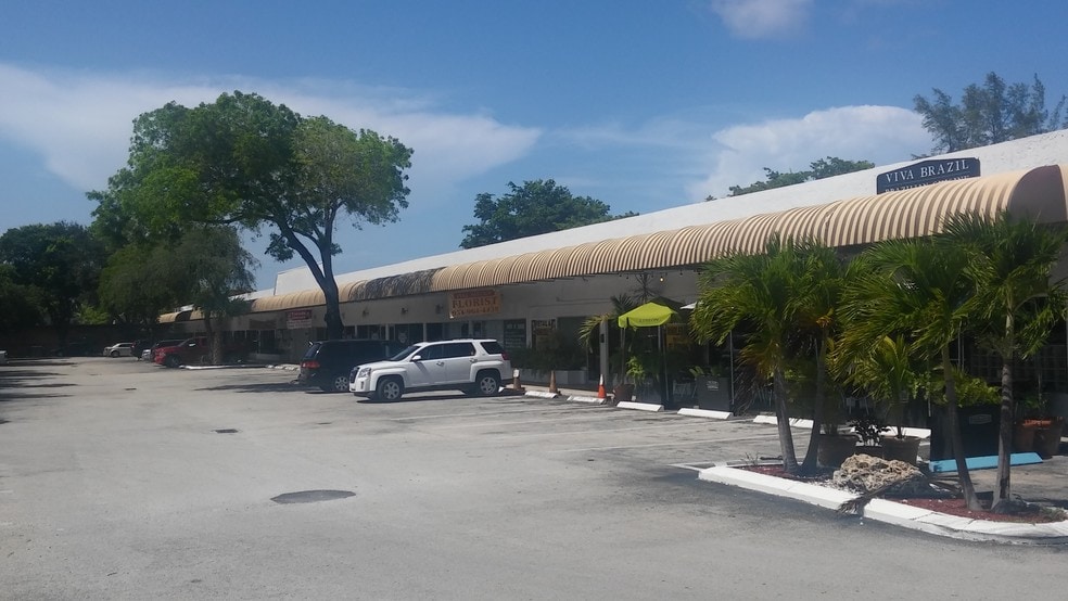 More Photos Of 1617-1657 S 21st Ave, Hollywood Storefront Retail Office For Lease