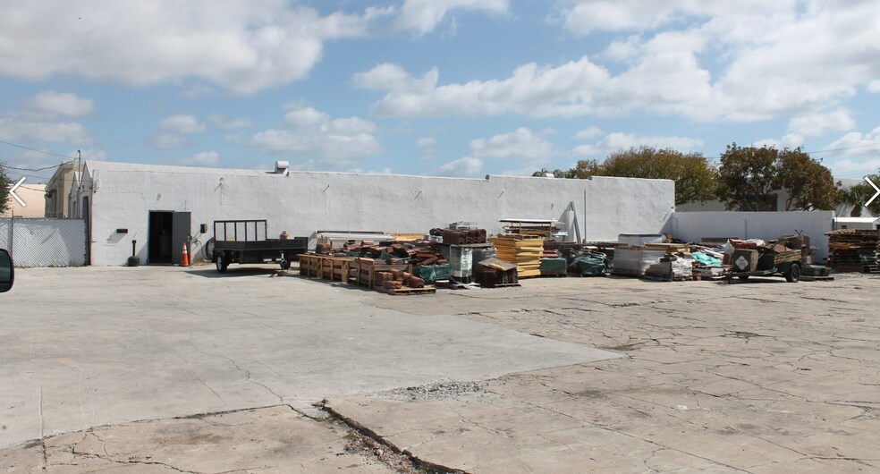 More Photos Of 223 S H St, Lake Worth Beach Land For Lease