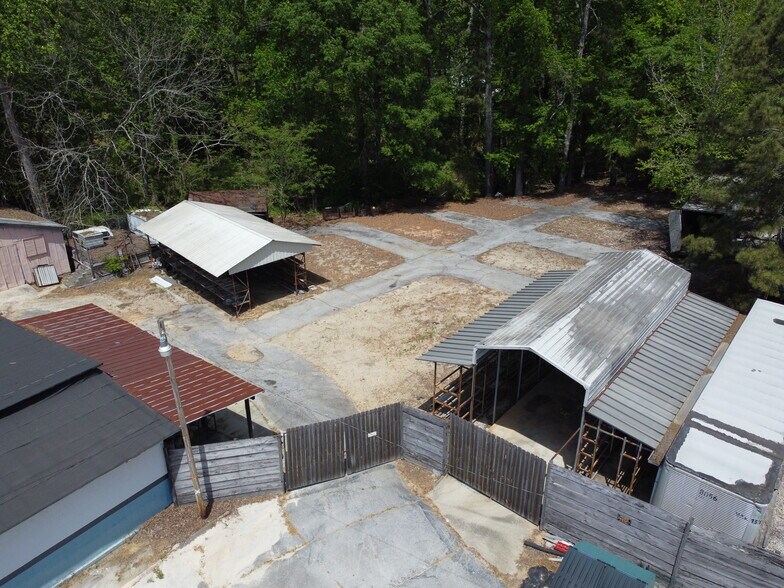 More Photos Of 3560 NW Highway 20, Conyers General Retail For Sale