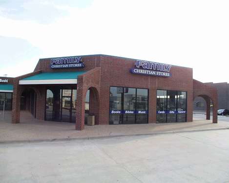 More Photos Of 4922-4274 Overton Ridge Blvd, Fort Worth Unknown For Lease