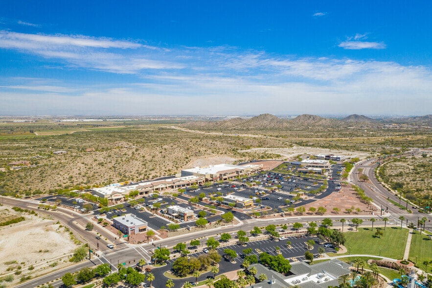 More Photos Of Estrella Pky @ Elliot Rd, Goodyear Unknown For Lease