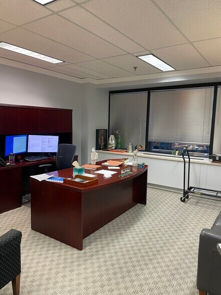 More Photos Of 201 N Franklin St, Tampa Office For Lease