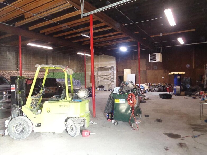 More Photos Of 11629 Green st, Chicago Industrial For Sale