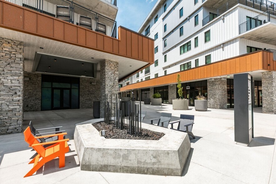 More Photos Of 2417 West High Mountain Rd, Park City Hotel For Lease