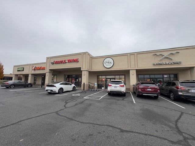 Primary Photo Of 8530 W Gage Blvd, Kennewick General Retail For Lease