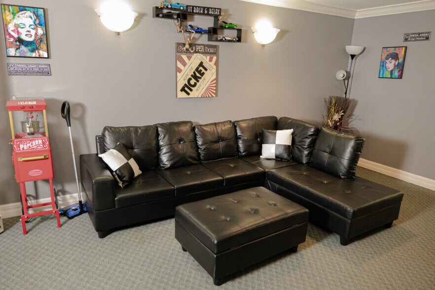 More Photos Of 12 E Grove Ave, Lake Wales Assisted Living For Sale