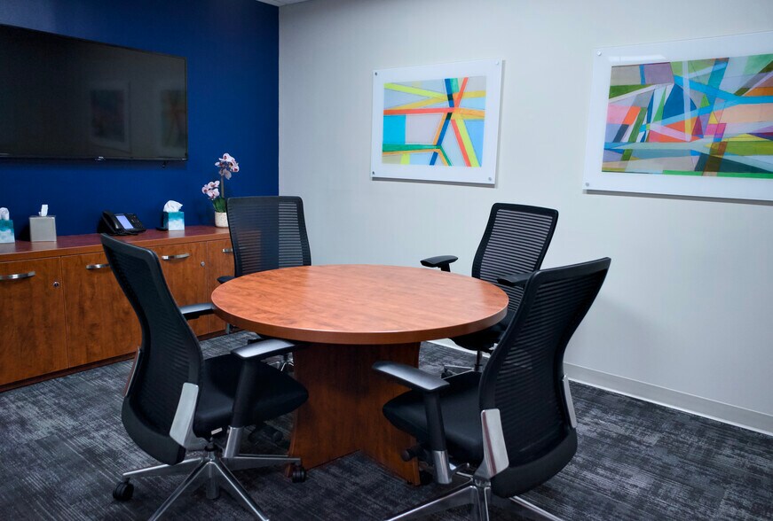 More Photos Of 110 E 59th St, New York Coworking Space