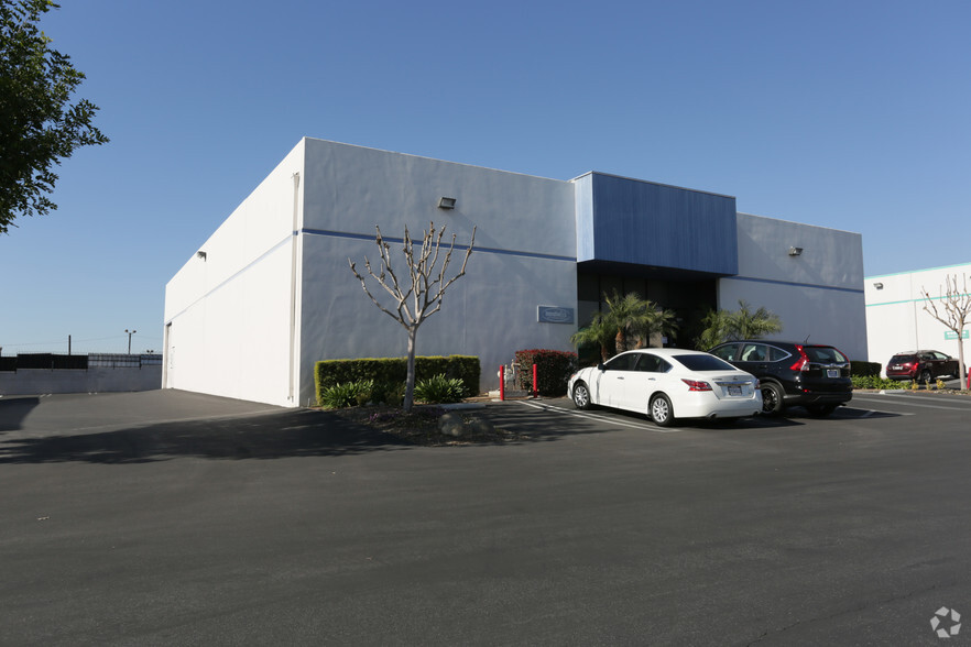 Primary Photo Of 1271-1273 W 9th St, Upland Warehouse For Lease