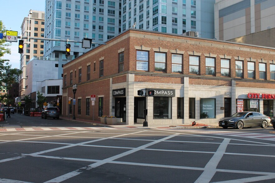 More Photos Of 65-69 Broad St, Stamford Storefront Retail Office For Lease