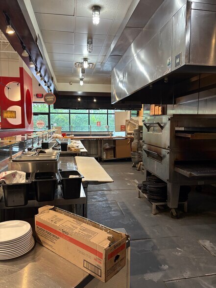 More Photos Of 1435 E Lafayette St, Tallahassee Freestanding For Lease