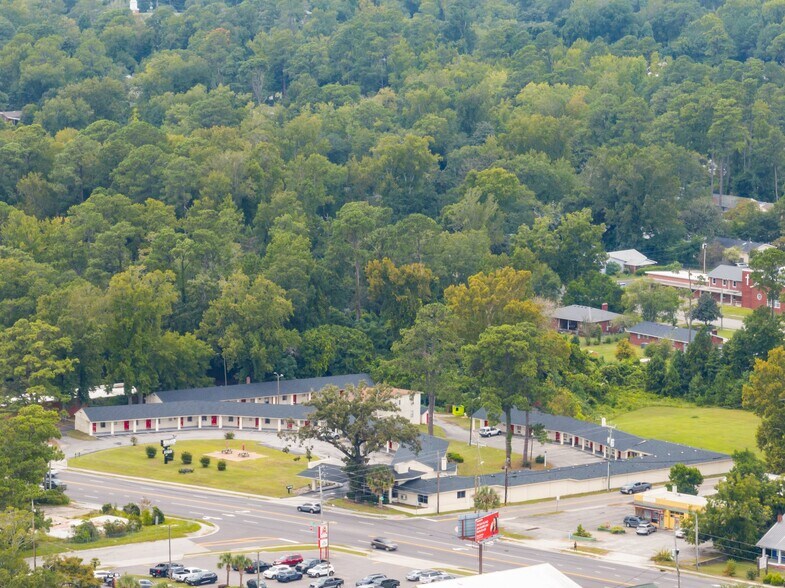 More Photos Of 2929 Market St, Wilmington Land For Sale