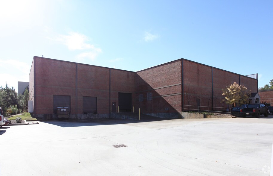 More Photos Of 3371 Martin Farm Rd, Suwanee Warehouse For Sale