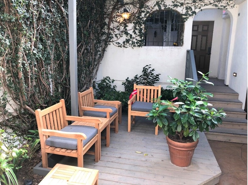 More Photos Of 6106-6108 Paseo Delicias, Rancho Santa Fe Storefront Retail Office For Lease