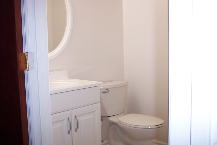 More Photos Of 2175 Highpoint Rd, Snellville Coworking Space