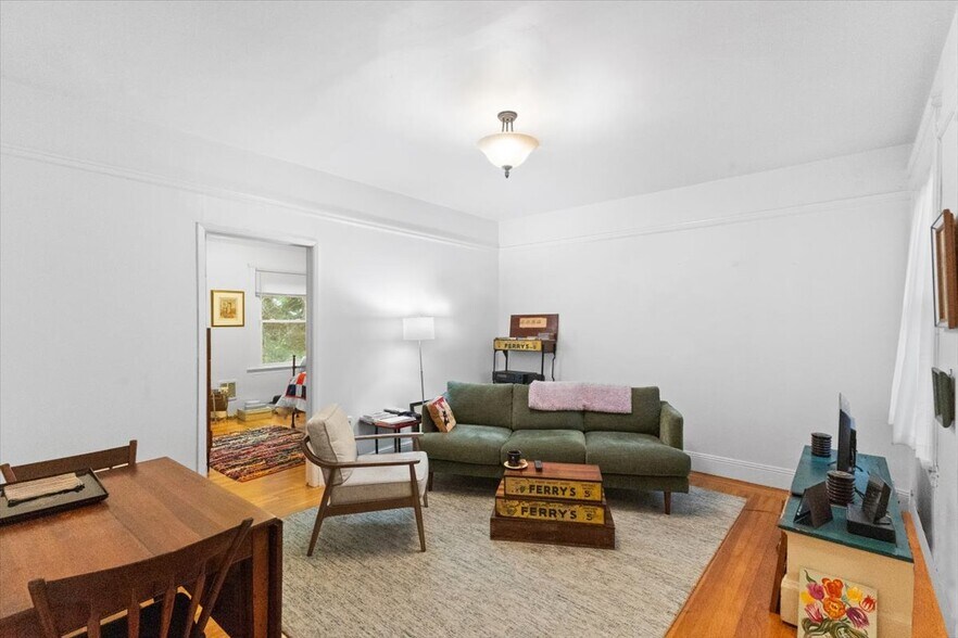 More Photos Of 2835 Anza St, San Francisco Apartments For Sale