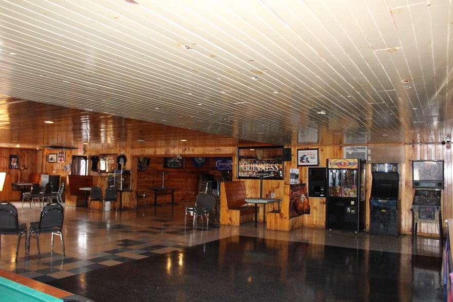 More Photos Of 181 Waterville Rd, Belfast Restaurant For Lease