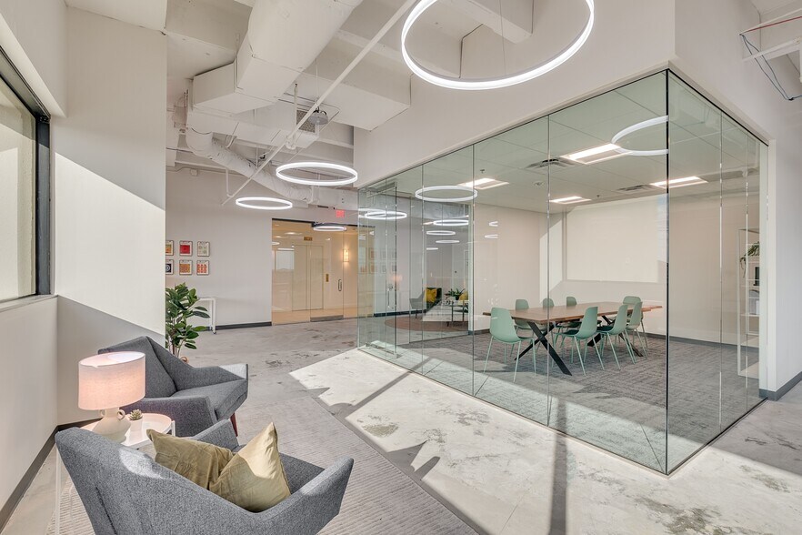 More Photos Of 15110 N Dallas Pky, Dallas Office For Lease