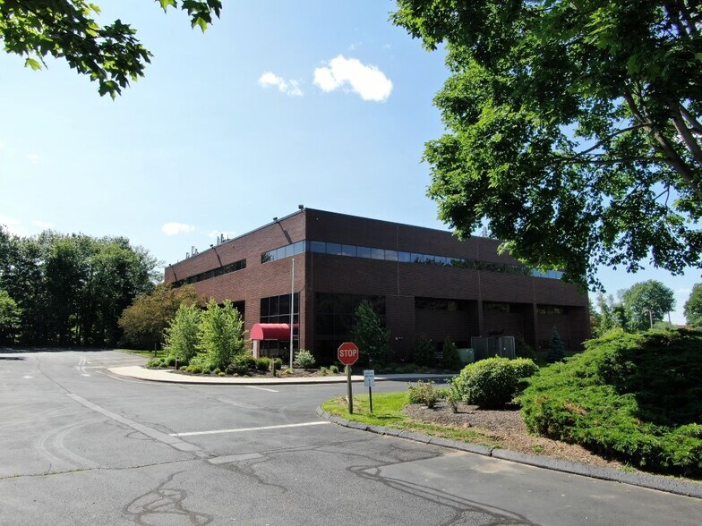 More Photos Of 599 Research Pky, Meriden Office For Sale