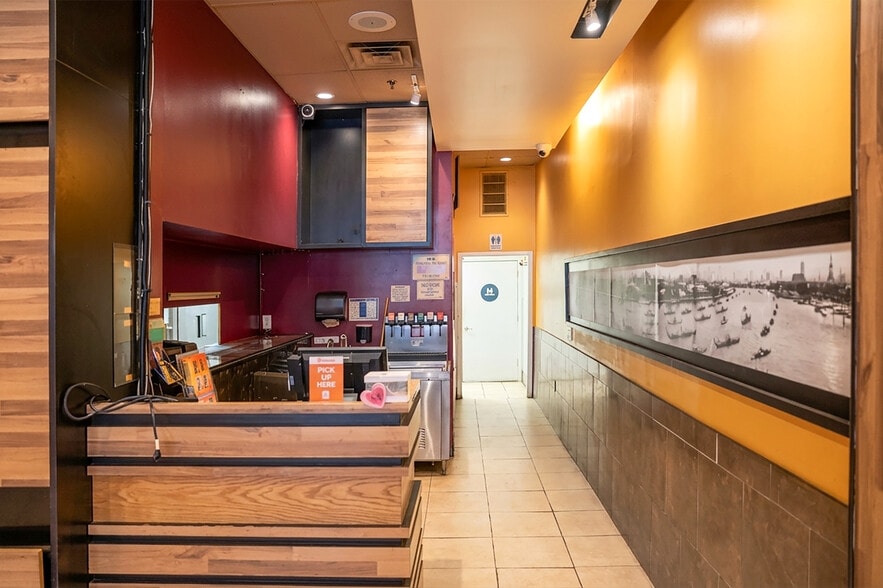 More Photos Of 2050 Berkeley Way, Berkeley Freestanding For Lease