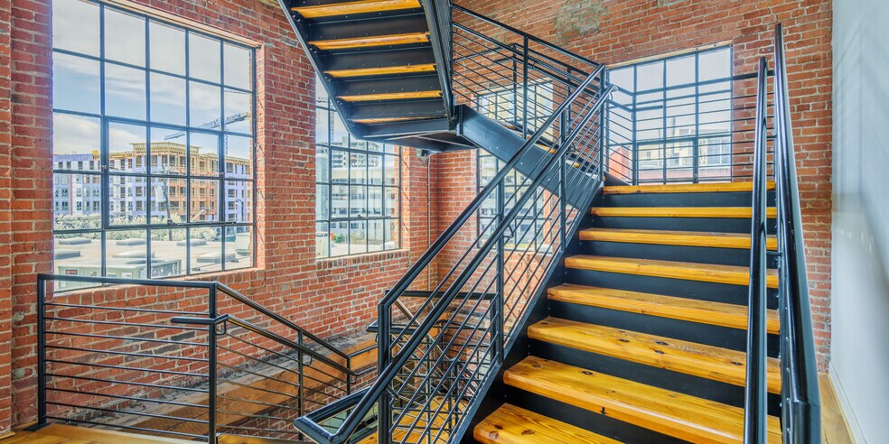 More Photos Of 302 E Pettigrew St, Durham Office For Lease