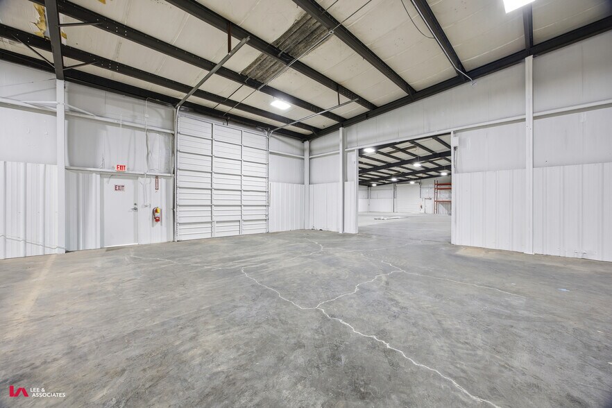 More Photos Of 1500 Union Hill Rd, Alpharetta Manufacturing For Lease