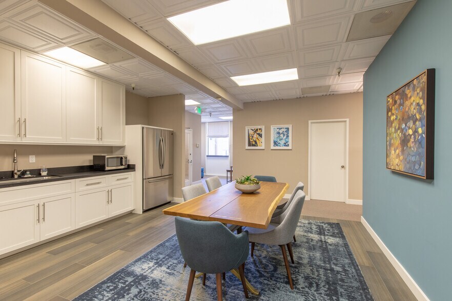 More Photos Of 950 Gilman St, Berkeley Warehouse For Lease