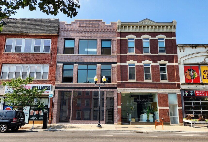 Primary Photo Of 1328 N Milwaukee Ave, Chicago Storefront Retail Office For Lease