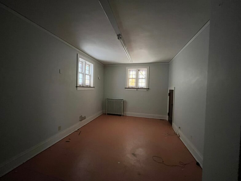 More Photos Of 2410 Fairfield Ave, Fort Wayne Religious Facility For Sale