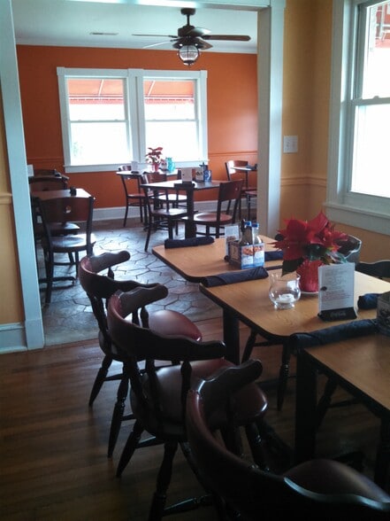 More Photos Of 8095 Keowee School Rd, Seneca Storefront Retail Residential For Sale