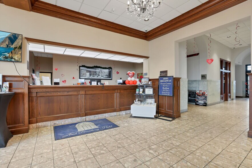 More Photos Of 301 Broadway, Lorain Hotel For Lease