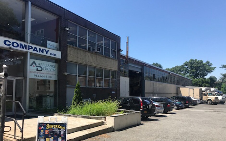 More Photos Of 150 N Macquesten Pky, Mount Vernon Warehouse For Lease
