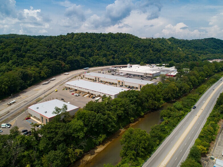 More Photos Of 519 Napor Blvd, Pittsburgh Flex For Lease