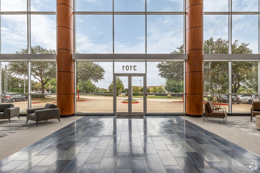 More Photos Of 3101 Churchill Dr, Flower Mound Medical For Lease